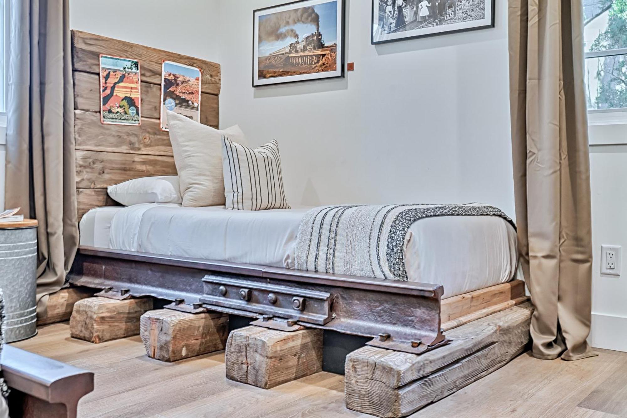 Inn History Grand Canyon Cabin Williams Extérieur photo