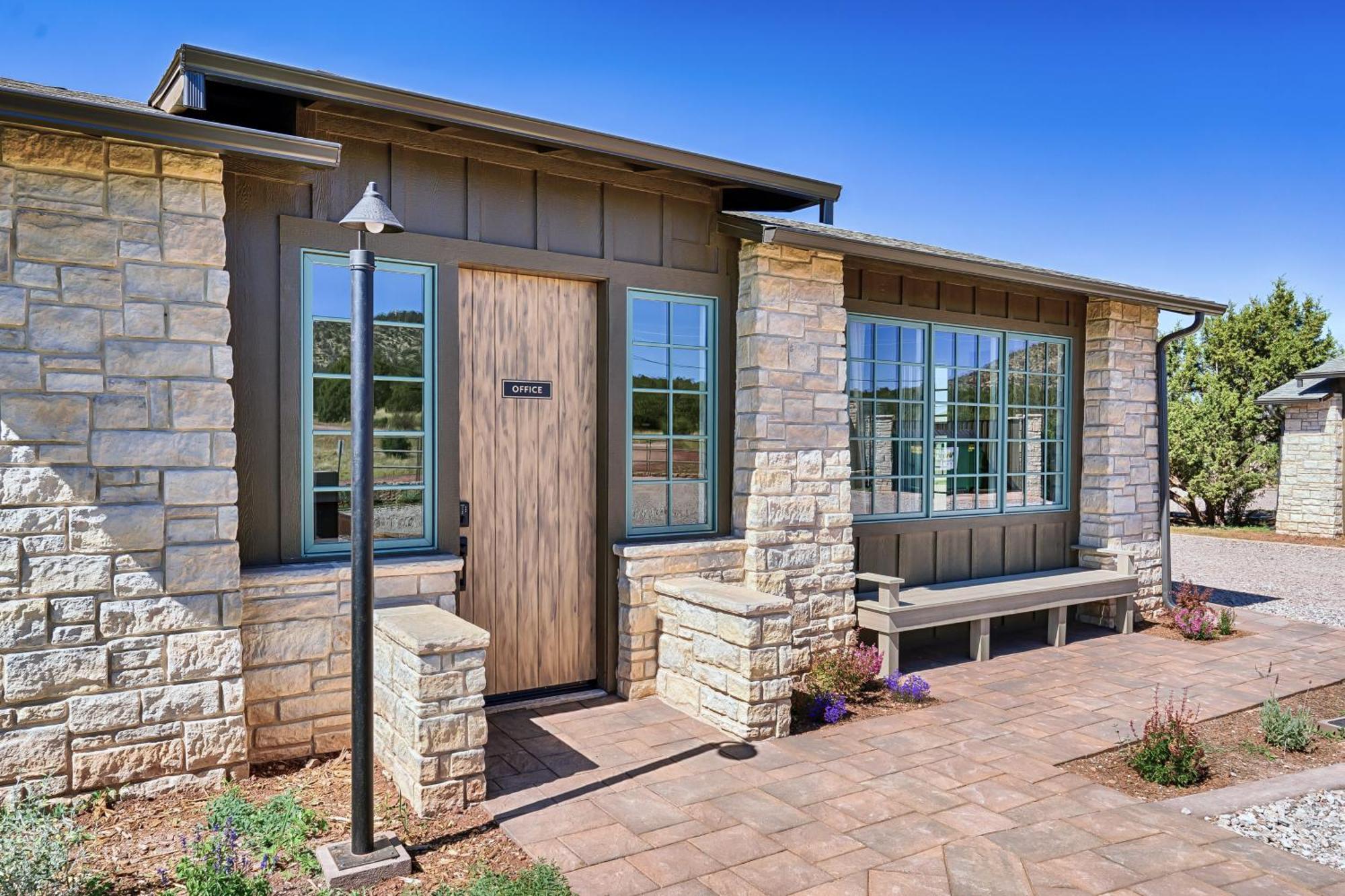Inn History Grand Canyon Cabin Williams Extérieur photo